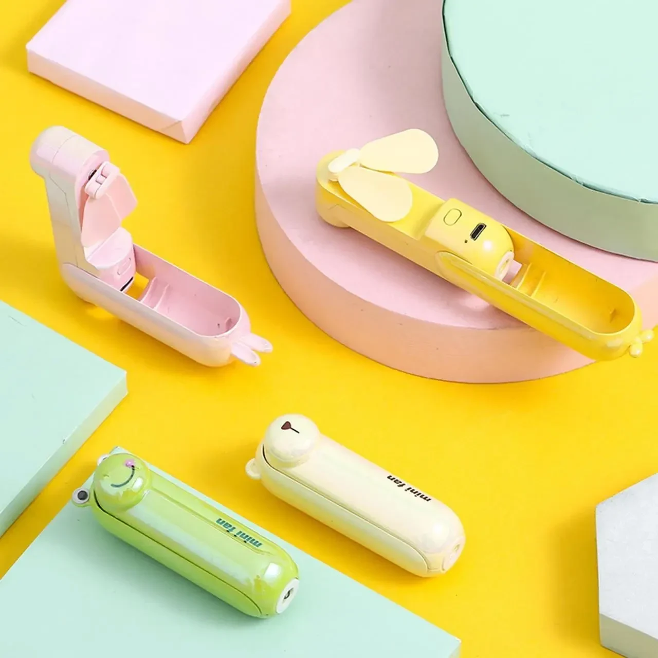 Портативний складний вентилятор Cute Mini Fan Жовтий