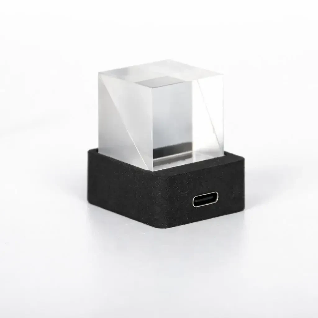 Голографічна цифрова метеостанція та годинник GeekMagic HelloCubic з GIF-анімаціями, проекція на куб, фотоальбомом, Wi-Fi, Type-C